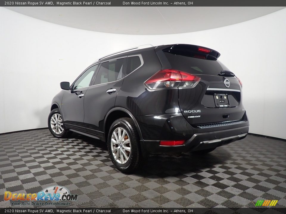 2020 Nissan Rogue SV AWD Magnetic Black Pearl / Charcoal Photo #12