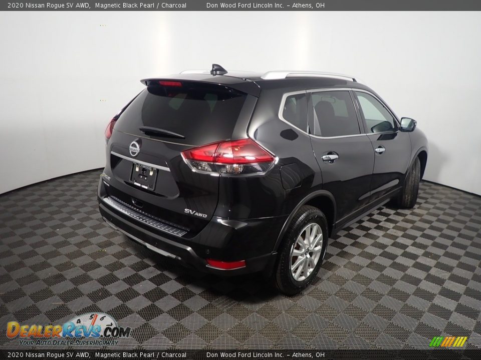 2020 Nissan Rogue SV AWD Magnetic Black Pearl / Charcoal Photo #19