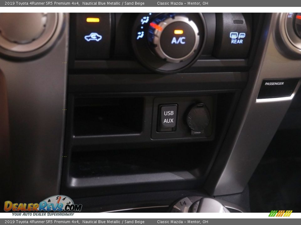 2019 Toyota 4Runner SR5 Premium 4x4 Nautical Blue Metallic / Sand Beige Photo #13