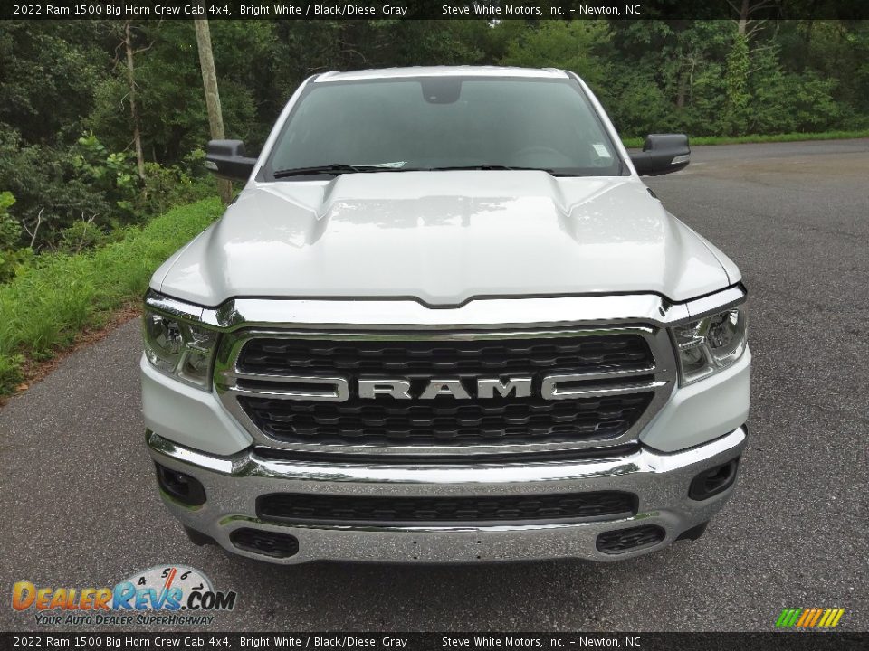 2022 Ram 1500 Big Horn Crew Cab 4x4 Bright White / Black/Diesel Gray Photo #3