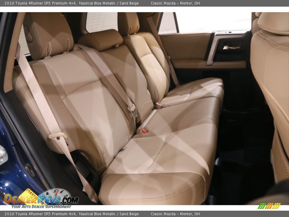 2019 Toyota 4Runner SR5 Premium 4x4 Nautical Blue Metallic / Sand Beige Photo #17