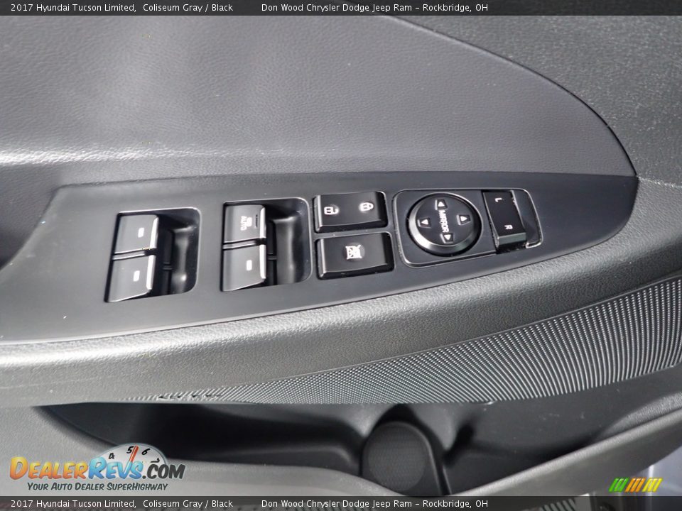 2017 Hyundai Tucson Limited Coliseum Gray / Black Photo #16