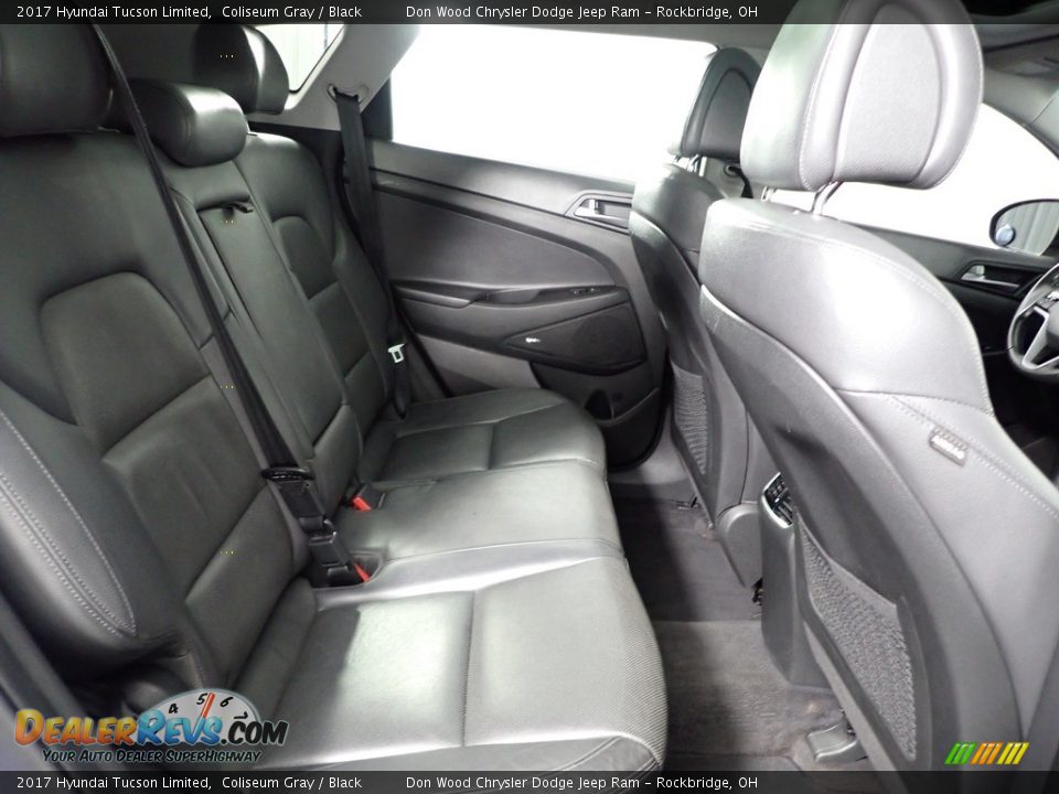 2017 Hyundai Tucson Limited Coliseum Gray / Black Photo #32