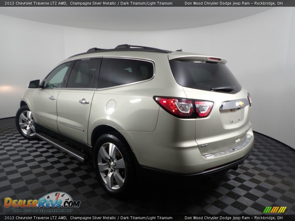 2013 Chevrolet Traverse LTZ AWD Champagne Silver Metallic / Dark Titanium/Light Titanium Photo #11