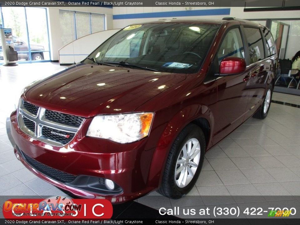 2020 Dodge Grand Caravan SXT Octane Red Pearl / Black/Light Graystone Photo #1
