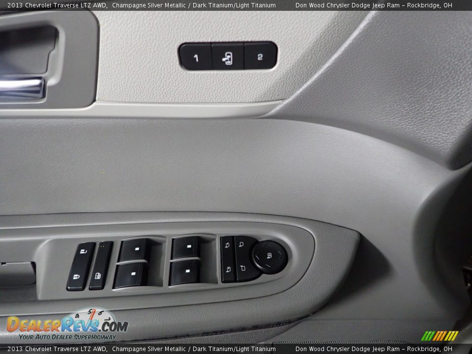 2013 Chevrolet Traverse LTZ AWD Champagne Silver Metallic / Dark Titanium/Light Titanium Photo #17