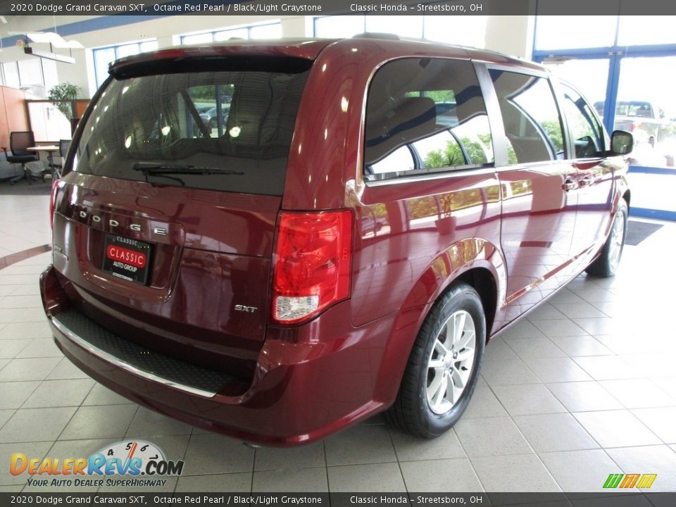 2020 Dodge Grand Caravan SXT Octane Red Pearl / Black/Light Graystone Photo #7