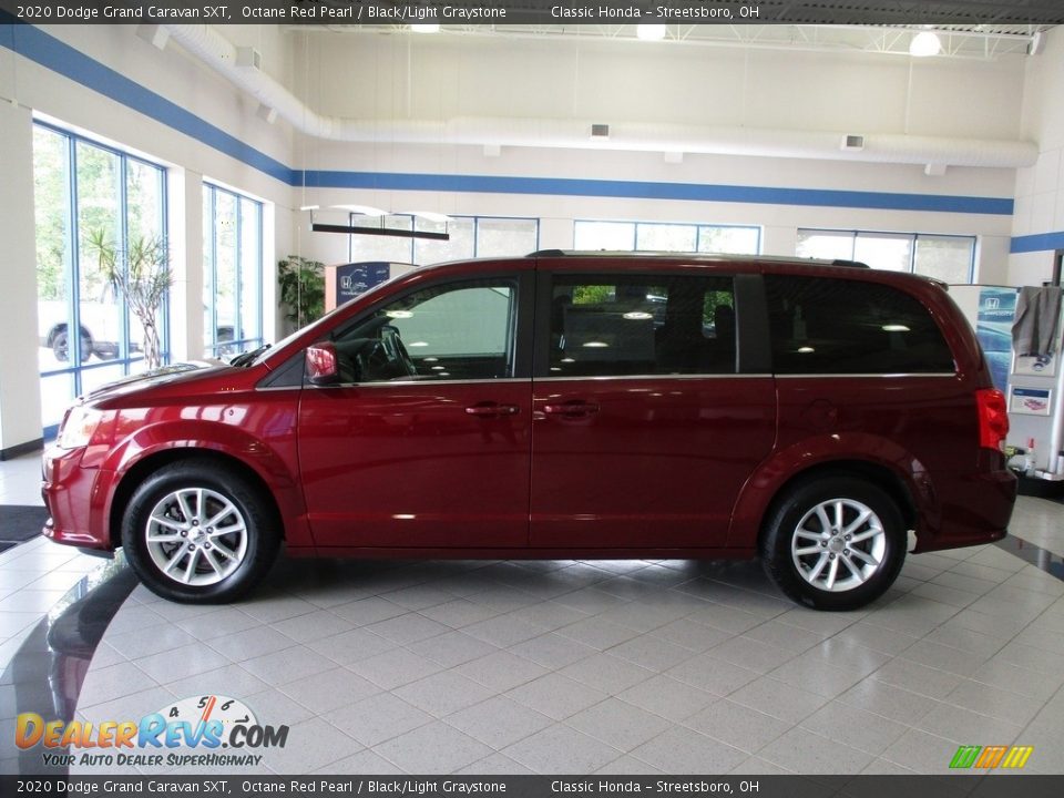 2020 Dodge Grand Caravan SXT Octane Red Pearl / Black/Light Graystone Photo #10