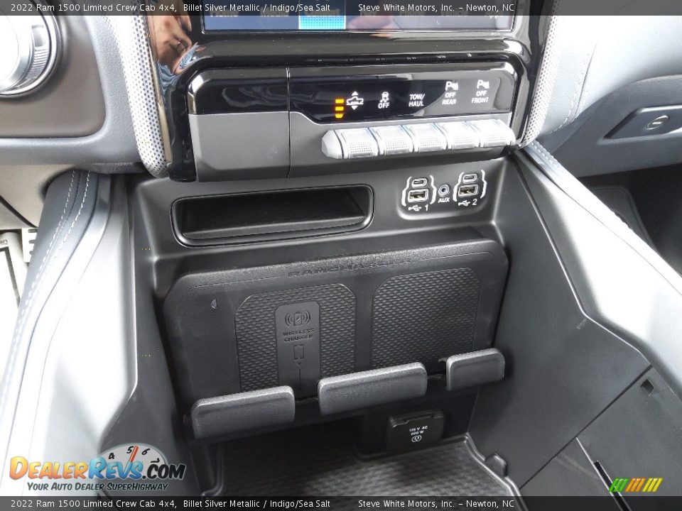 2022 Ram 1500 Limited Crew Cab 4x4 Billet Silver Metallic / Indigo/Sea Salt Photo #34
