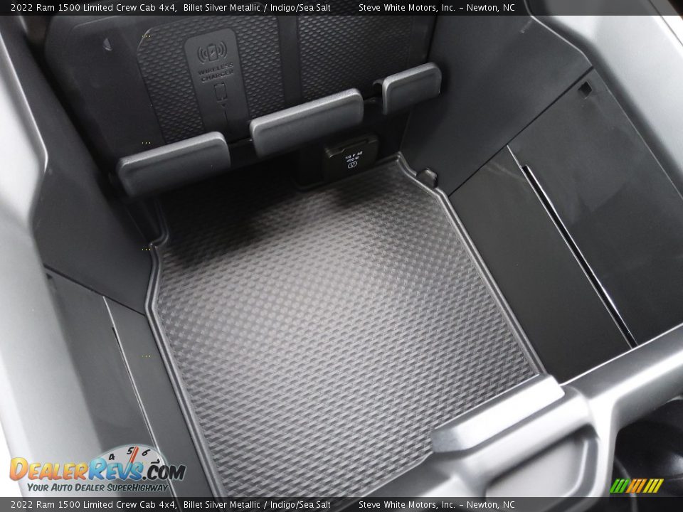 2022 Ram 1500 Limited Crew Cab 4x4 Billet Silver Metallic / Indigo/Sea Salt Photo #35