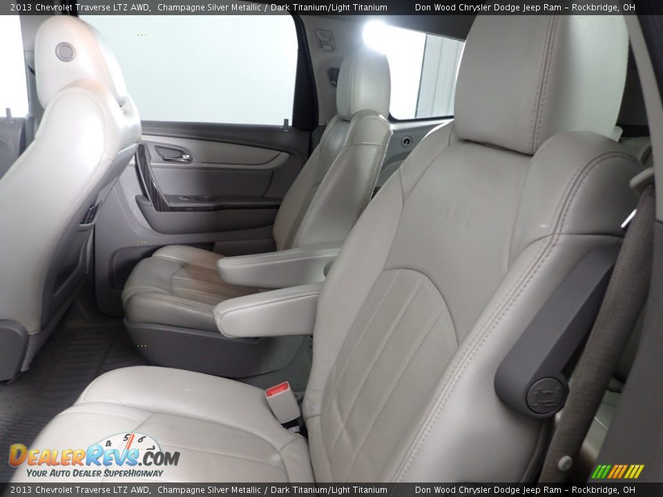 2013 Chevrolet Traverse LTZ AWD Champagne Silver Metallic / Dark Titanium/Light Titanium Photo #29