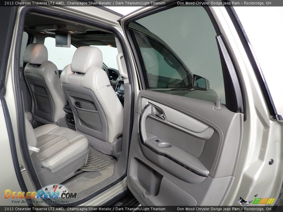 2013 Chevrolet Traverse LTZ AWD Champagne Silver Metallic / Dark Titanium/Light Titanium Photo #35