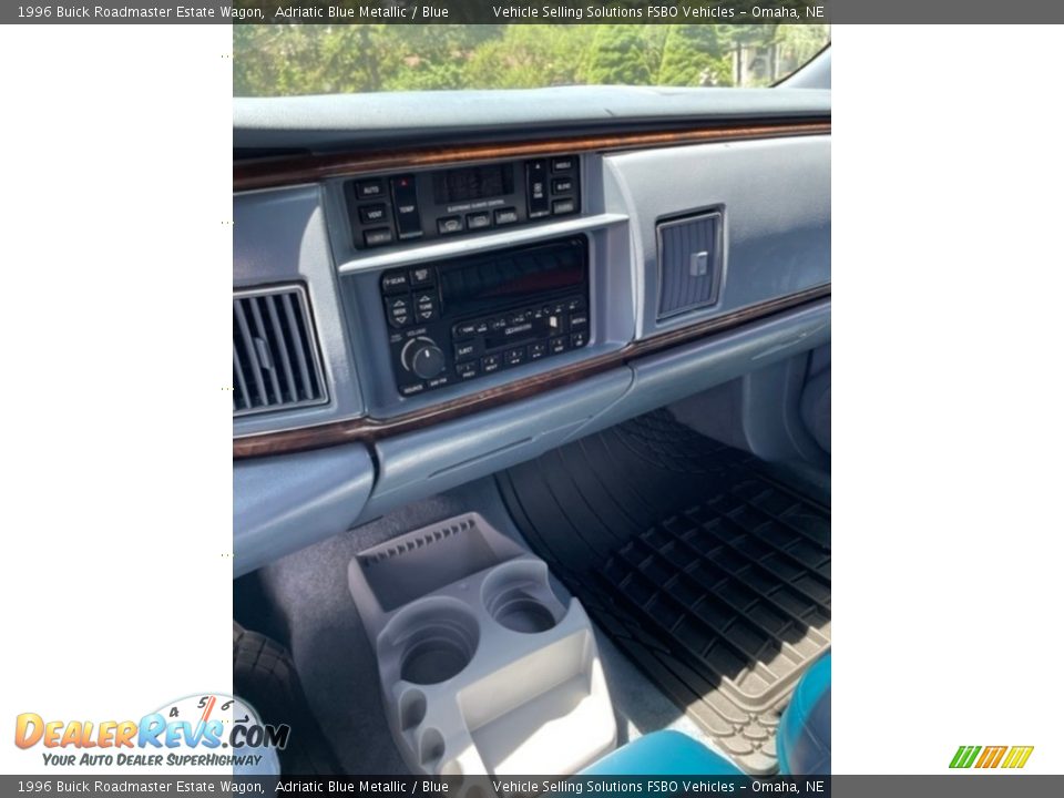 1996 Buick Roadmaster Estate Wagon Adriatic Blue Metallic / Blue Photo #8