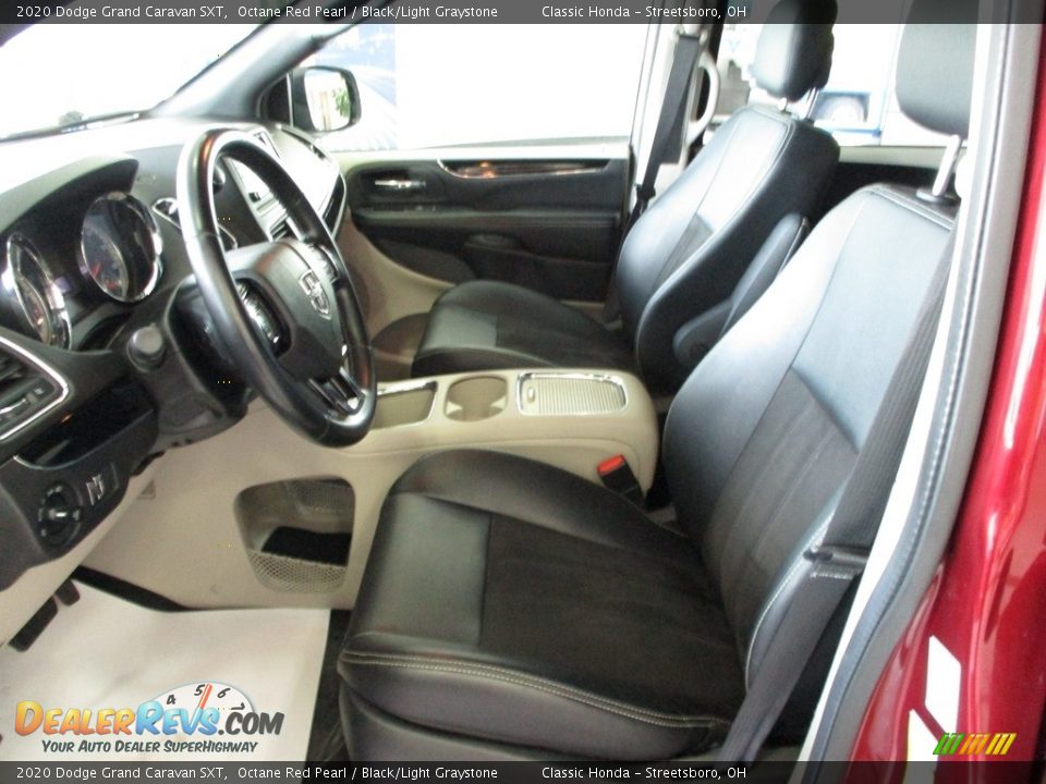 2020 Dodge Grand Caravan SXT Octane Red Pearl / Black/Light Graystone Photo #29