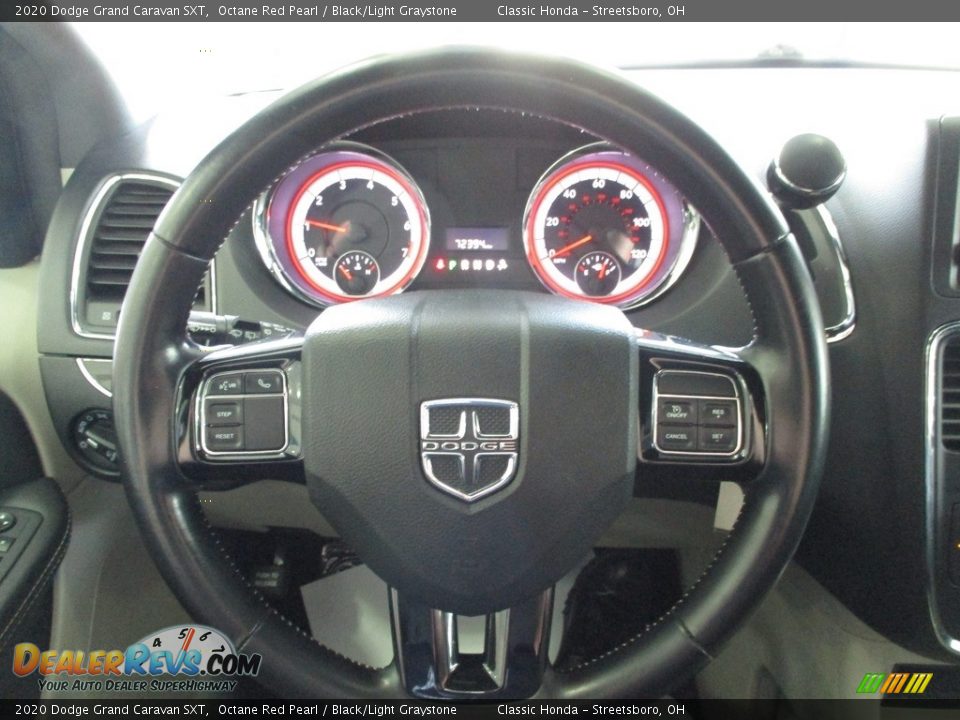 2020 Dodge Grand Caravan SXT Octane Red Pearl / Black/Light Graystone Photo #30