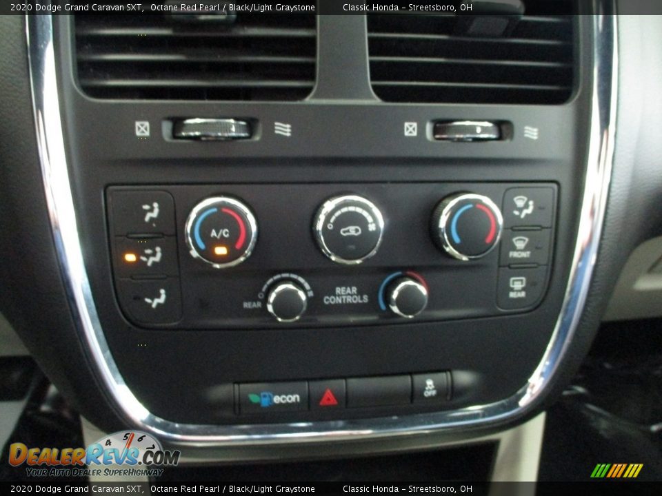 2020 Dodge Grand Caravan SXT Octane Red Pearl / Black/Light Graystone Photo #33