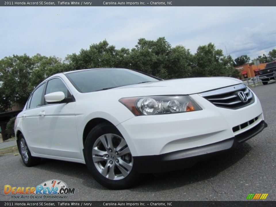 2011 Honda Accord SE Sedan Taffeta White / Ivory Photo #1