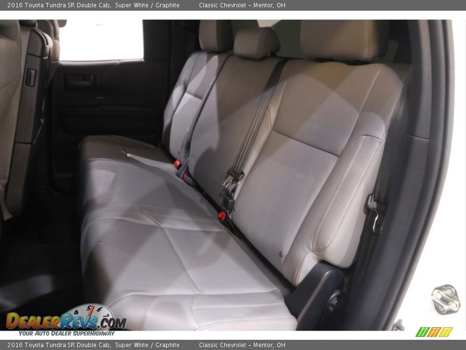 2016 Toyota Tundra SR Double Cab Super White / Graphite Photo #16