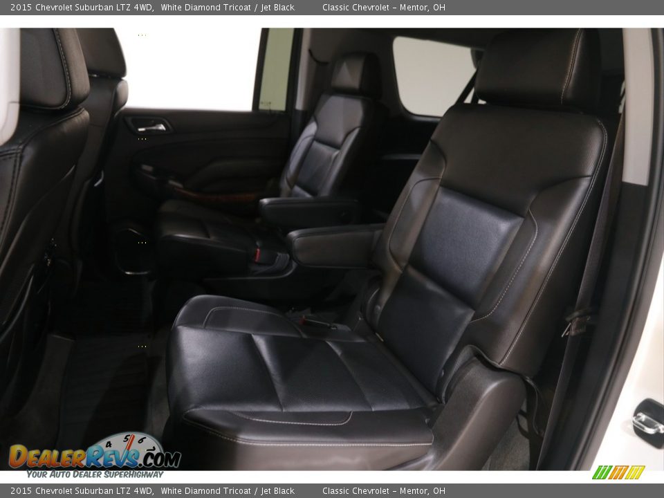2015 Chevrolet Suburban LTZ 4WD White Diamond Tricoat / Jet Black Photo #20