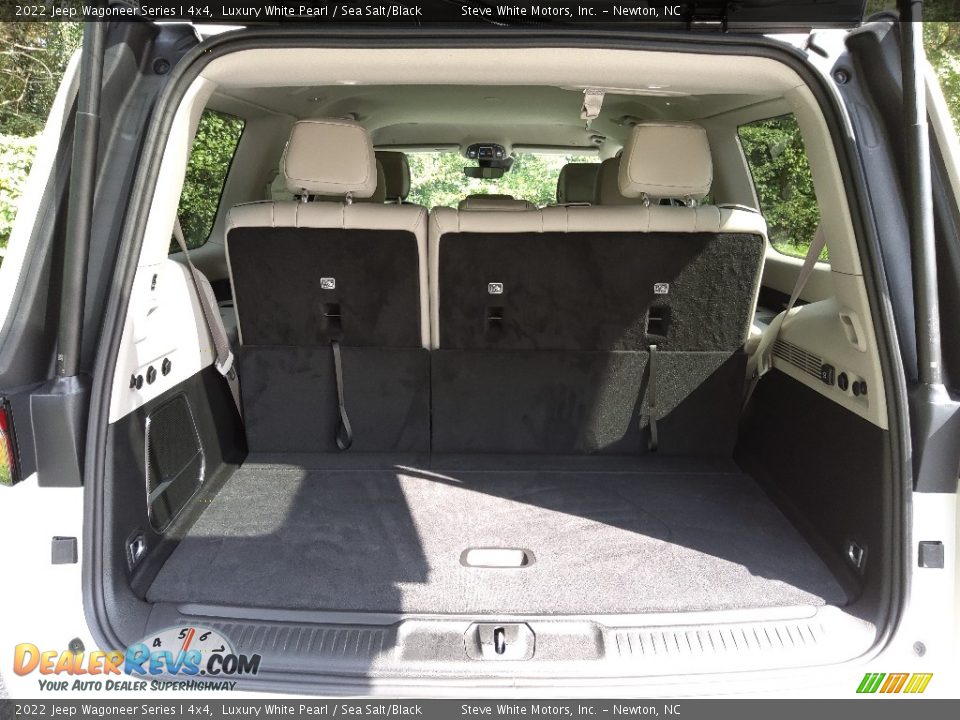 2022 Jeep Wagoneer Series I 4x4 Trunk Photo #16