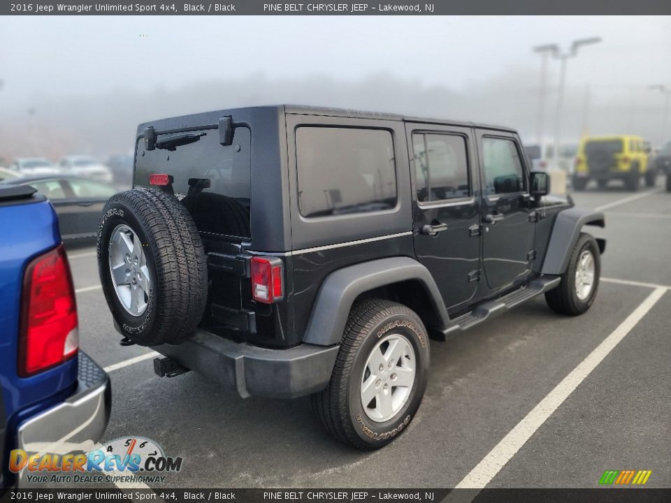 2016 Jeep Wrangler Unlimited Sport 4x4 Black / Black Photo #6