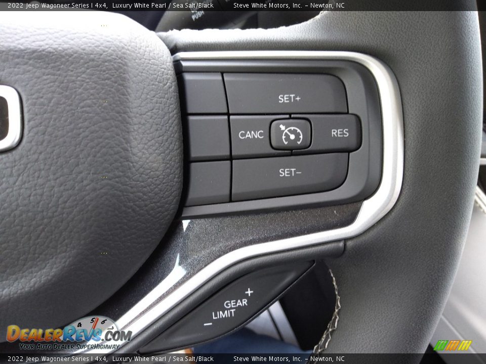 2022 Jeep Wagoneer Series I 4x4 Steering Wheel Photo #22