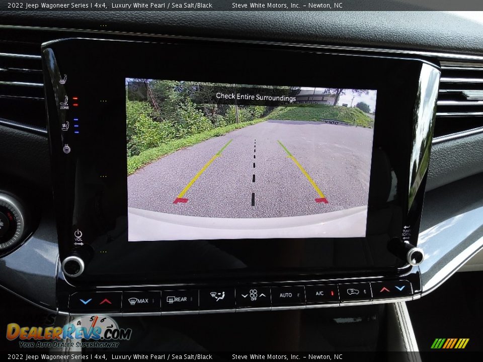 Controls of 2022 Jeep Wagoneer Series I 4x4 Photo #27