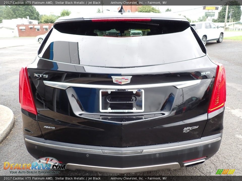 2017 Cadillac XT5 Platinum AWD Stellar Black Metallic / Jet Black Photo #4