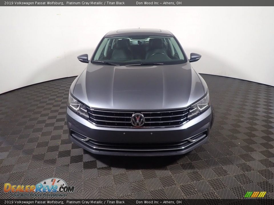 2019 Volkswagen Passat Wolfsburg Platinum Gray Metallic / Titan Black Photo #5