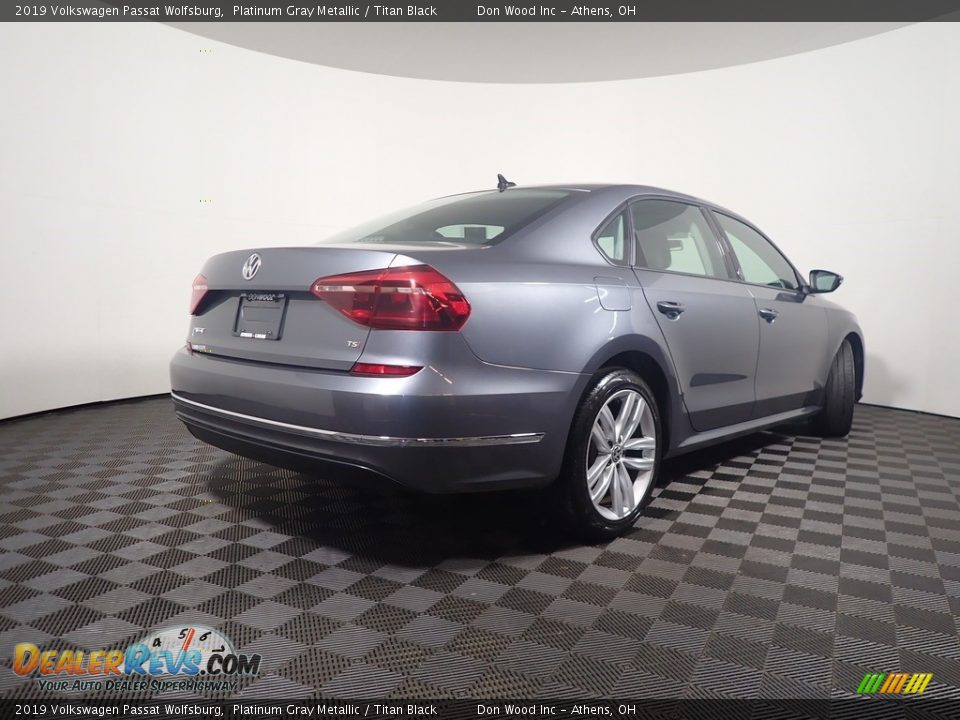 2019 Volkswagen Passat Wolfsburg Platinum Gray Metallic / Titan Black Photo #15