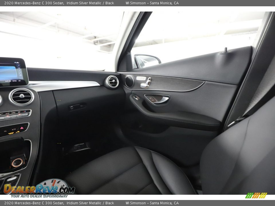 2020 Mercedes-Benz C 300 Sedan Iridium Silver Metallic / Black Photo #27