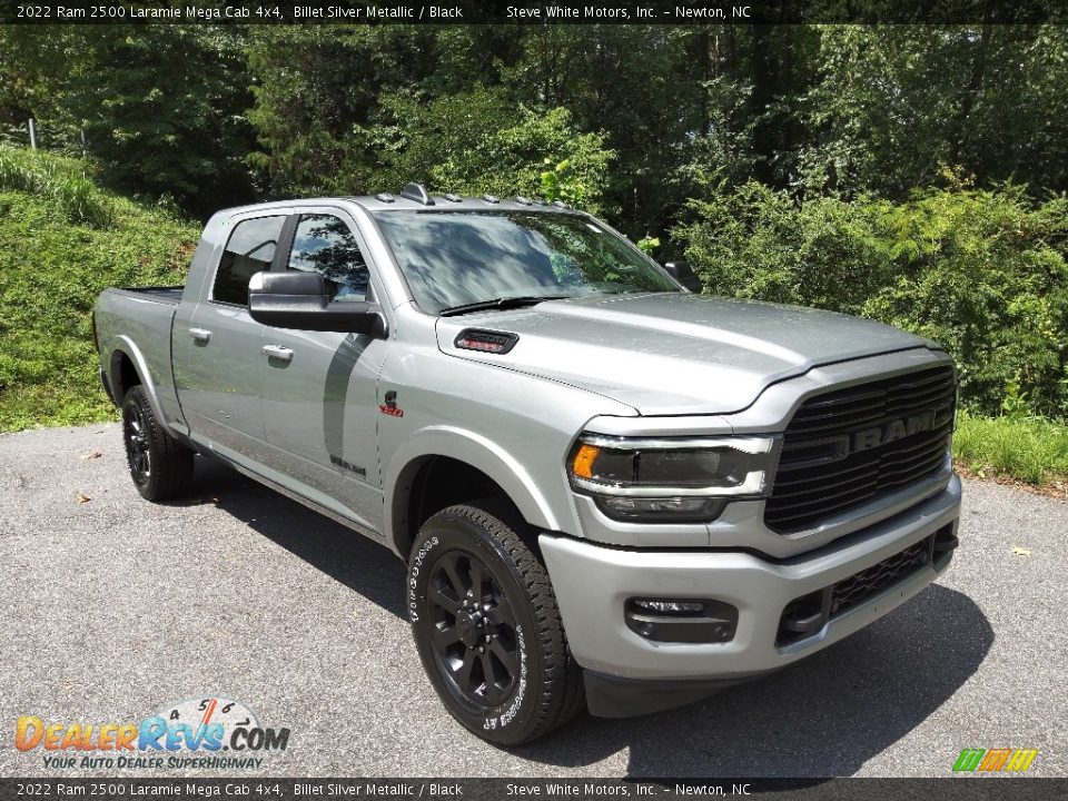 Front 3/4 View of 2022 Ram 2500 Laramie Mega Cab 4x4 Photo #4