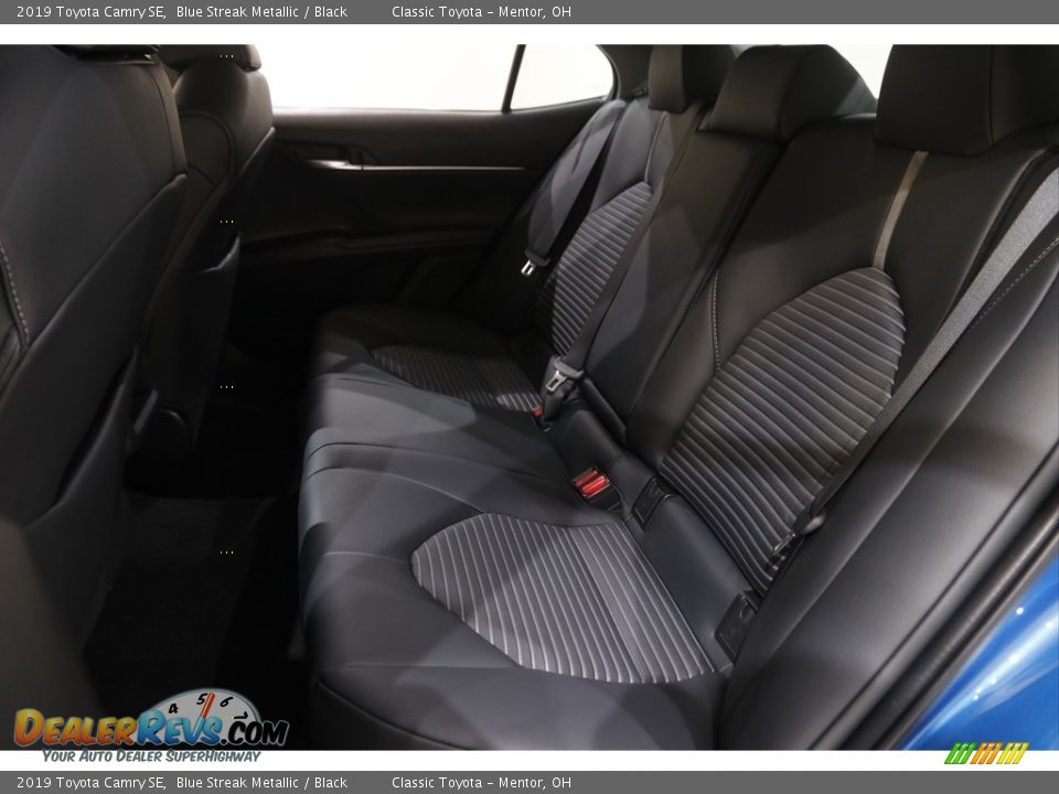 2019 Toyota Camry SE Blue Streak Metallic / Black Photo #15