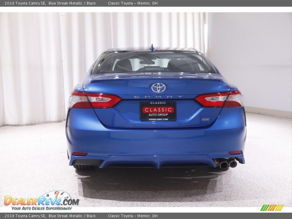 2019 Toyota Camry SE Blue Streak Metallic / Black Photo #16