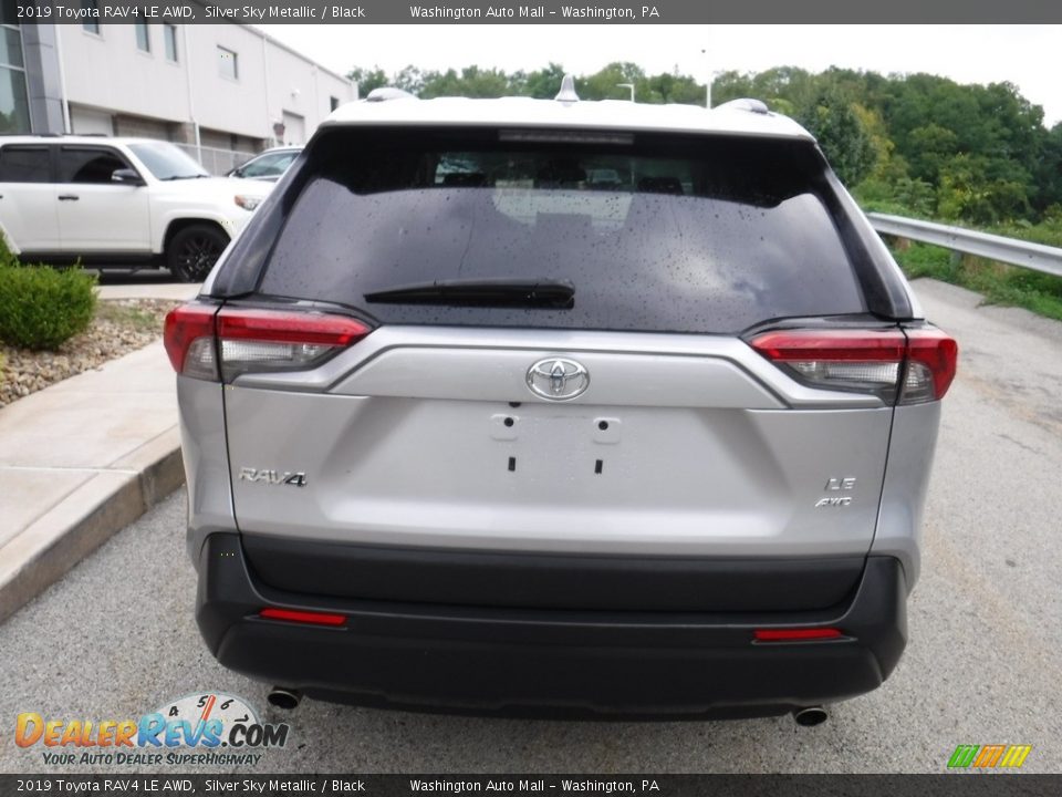 2019 Toyota RAV4 LE AWD Silver Sky Metallic / Black Photo #14