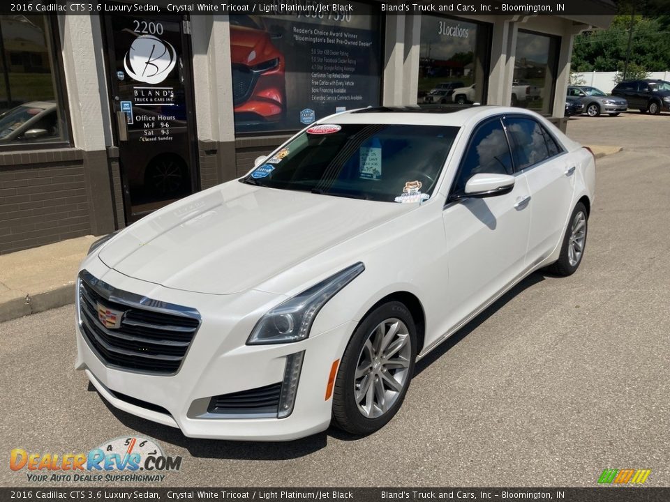 2016 Cadillac CTS 3.6 Luxury Sedan Crystal White Tricoat / Light Platinum/Jet Black Photo #2