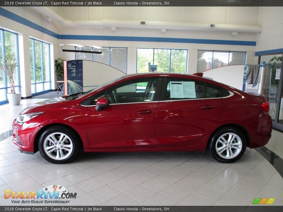 2018 Chevrolet Cruze LT Cajun Red Tintcoat / Jet Black Photo #10