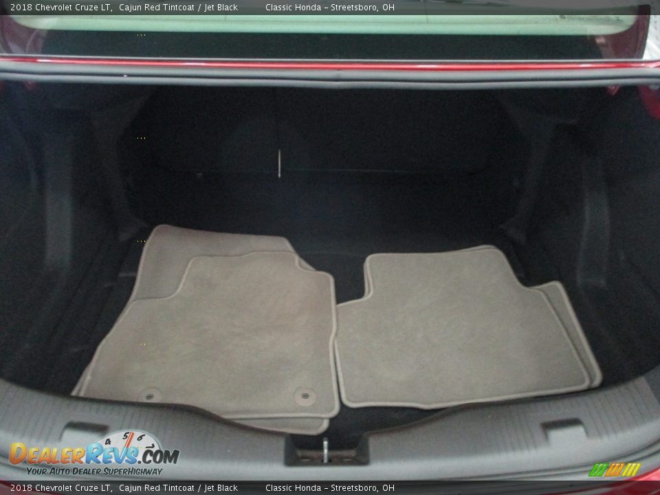 2018 Chevrolet Cruze LT Cajun Red Tintcoat / Jet Black Photo #20