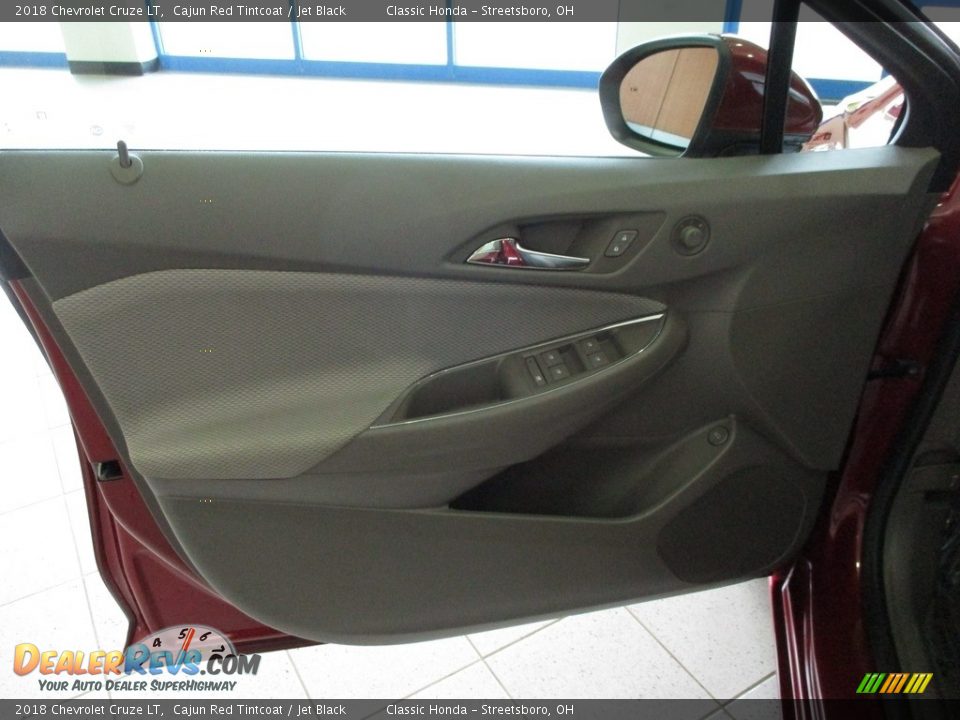 2018 Chevrolet Cruze LT Cajun Red Tintcoat / Jet Black Photo #25