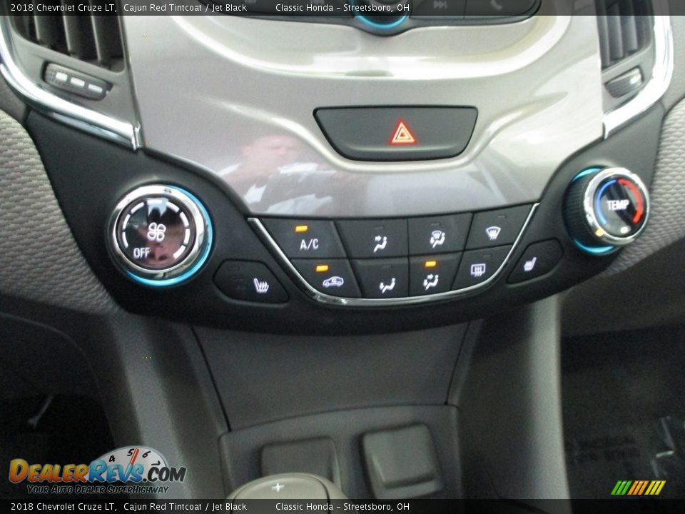 2018 Chevrolet Cruze LT Cajun Red Tintcoat / Jet Black Photo #33