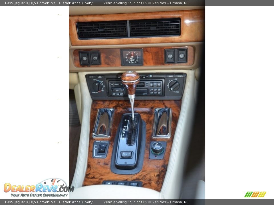 Controls of 1995 Jaguar XJ XJS Convertible Photo #9