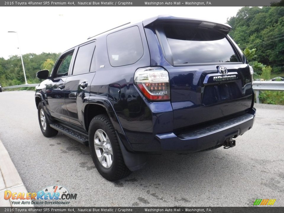 2016 Toyota 4Runner SR5 Premium 4x4 Nautical Blue Metallic / Graphite Photo #15