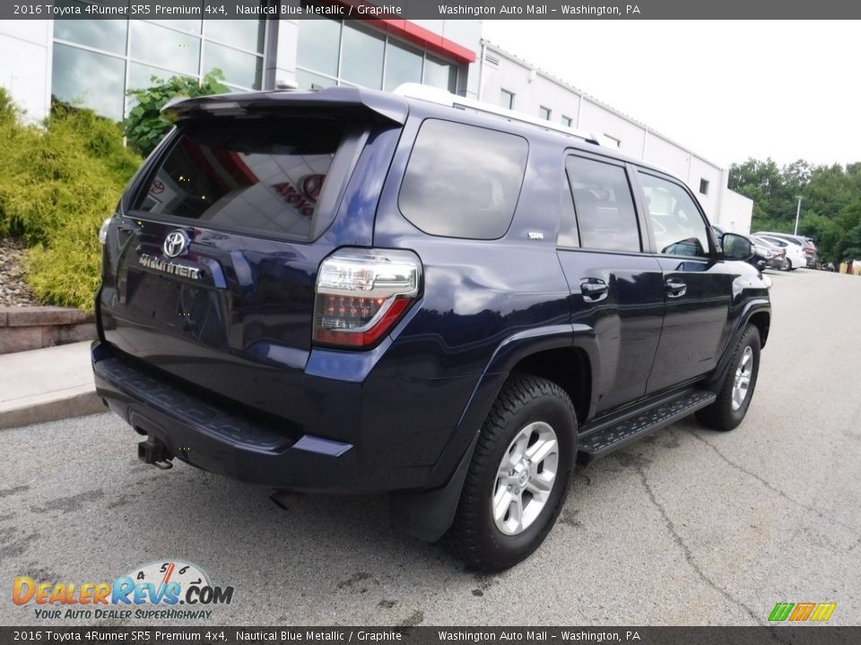 2016 Toyota 4Runner SR5 Premium 4x4 Nautical Blue Metallic / Graphite Photo #17