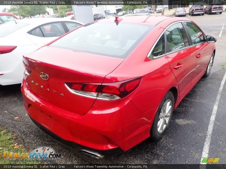 2019 Hyundai Sonata SE Scarlet Red / Gray Photo #4