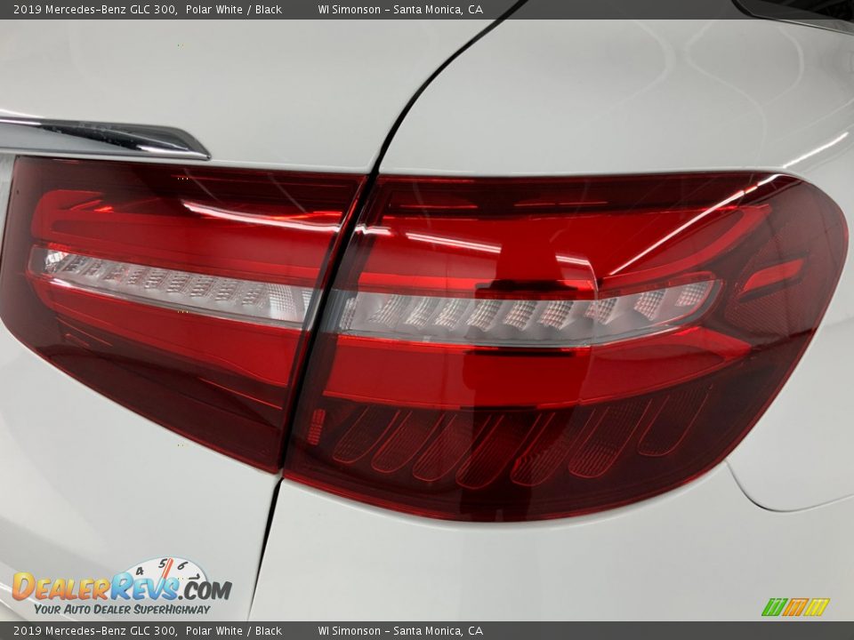 2019 Mercedes-Benz GLC 300 Polar White / Black Photo #6