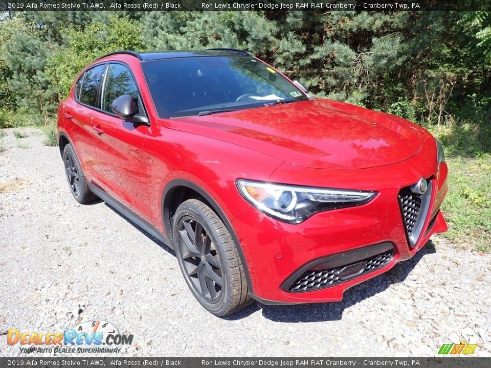 2019 Alfa Romeo Stelvio Ti AWD Alfa Rosso (Red) / Black Photo #2