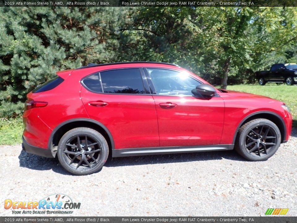 2019 Alfa Romeo Stelvio Ti AWD Alfa Rosso (Red) / Black Photo #3