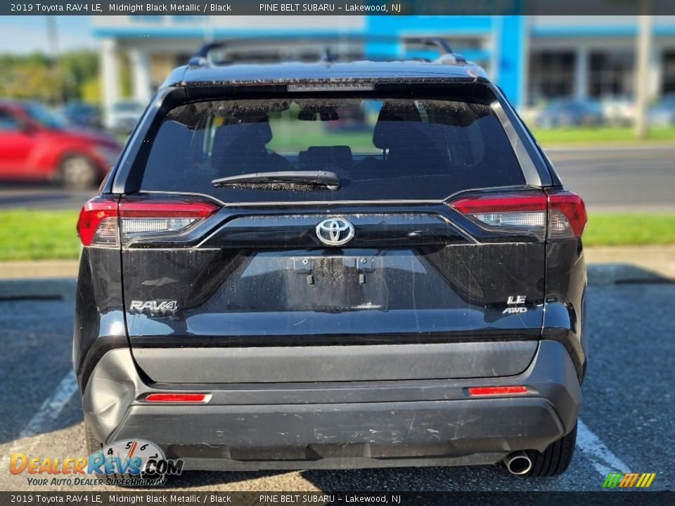 2019 Toyota RAV4 LE Midnight Black Metallic / Black Photo #10