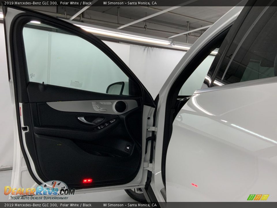 2019 Mercedes-Benz GLC 300 Polar White / Black Photo #20