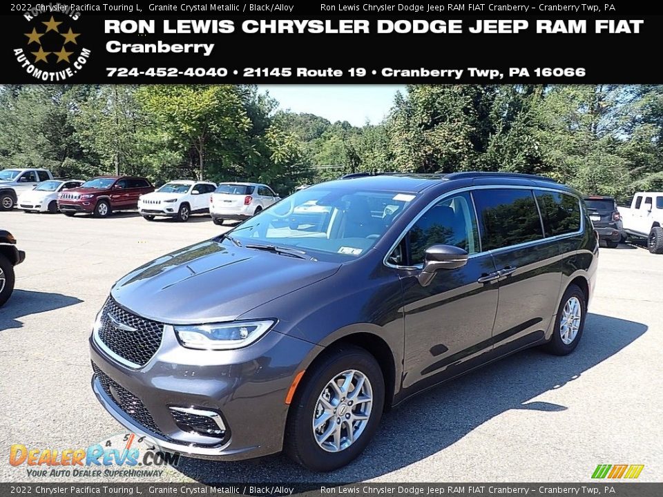 2022 Chrysler Pacifica Touring L Granite Crystal Metallic / Black/Alloy Photo #1